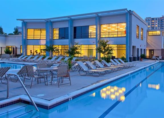 Pool at Riverside Apartments, Virginia