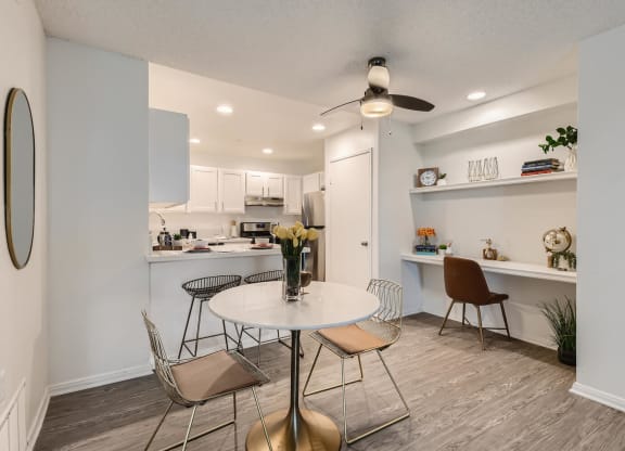 Sixteen60 dining room view Platinum unit