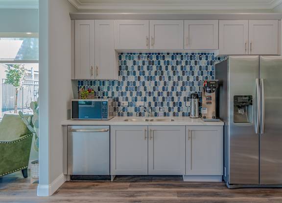 stylish kitchen in Turtle Creek clubhouse.