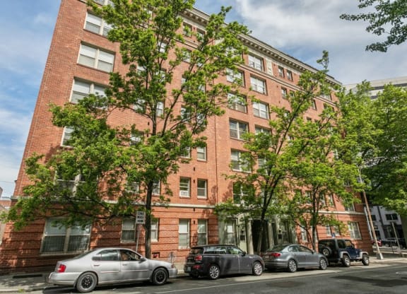 Building Exterior View at The Windham Apartments, Seattle, WA, 98121