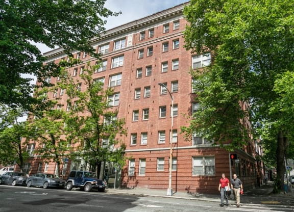 Exterior View at The Windham Apartments, Seattle