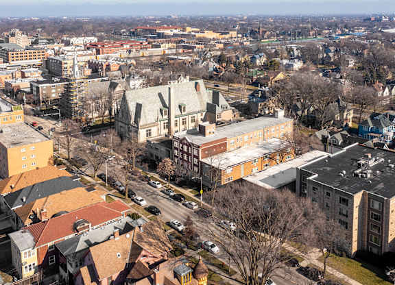 A cityscape with buildings and roads at Pleasant Oak Apartments, Oak Park, IL