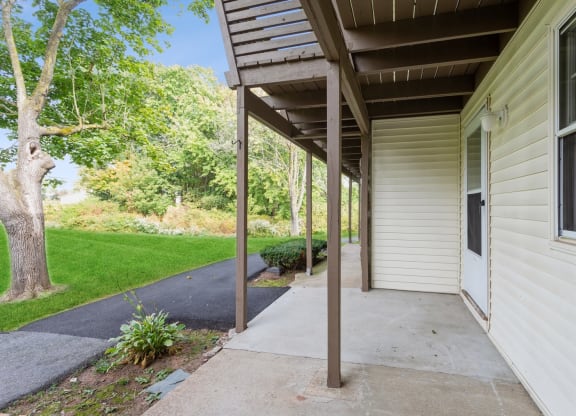 the walkway to the front door of an apartment entrance at Stonebridge, Ellington, CT