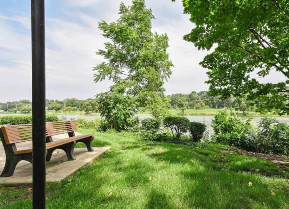Park greenery at The View Apartments St Charles, St Charles, 60174