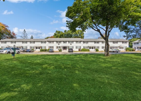 Fox Hill Commons apartment buildings with landscape.at Fox Hill Commons, Vernon