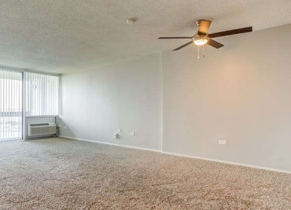 Trendy Master Carpeted at The Township at St. Charles, St. Charles, 60174