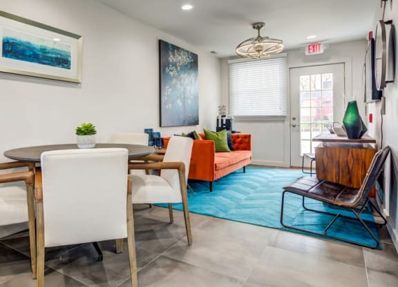 Dining room at The View Apartments St Charles, Illinois, 60174