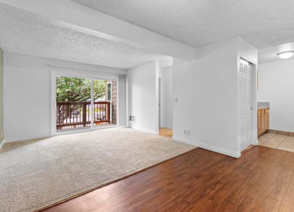 Carpeted Living Space at East Wind, Gresham Oregon