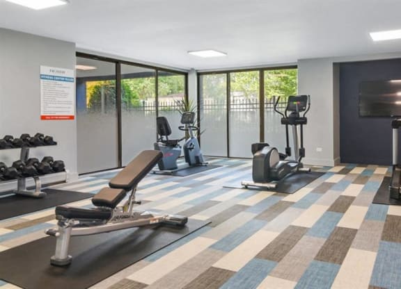 the gym at the apartments for rent at ReNew Aurora, Aurora, IL, 60506