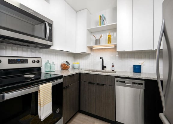 Kitchen  at West77, Illinois
