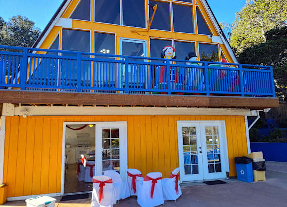 view of the main cabin at Salinas Sunset Apartments, Salinas, 93907