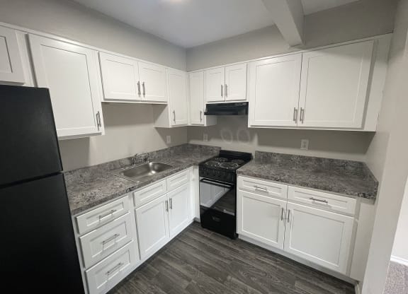 Kitchen at The Flats at Talcott, Weatogue, Connecticut, 06089
