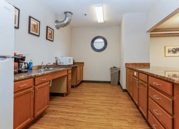 Fully Furnished Kitchen at Blue Ribbon Lofts, Milwaukee, WI