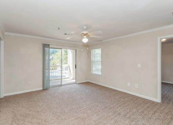Unfurnished Living Area at ReNew Sugar Hill, Sugar Hill, 30518