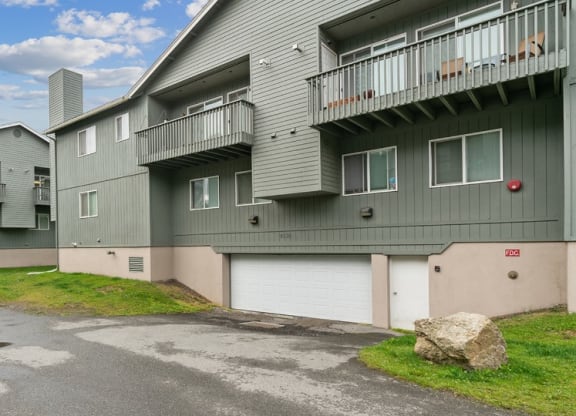 Backyard at ReNew Bayshore Townhomes, Anchorage, 99515