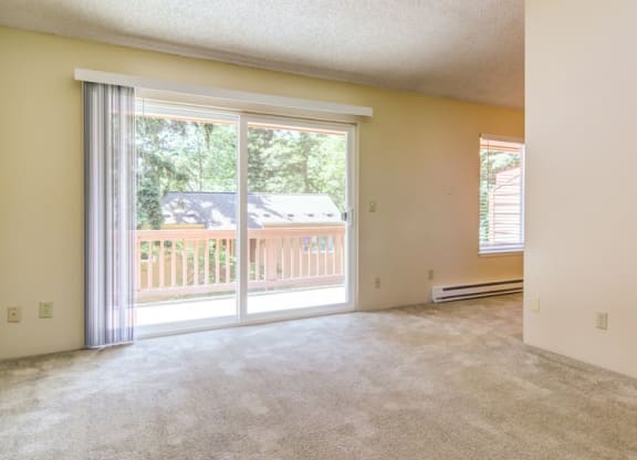 Carpeted Living Area at The Bluffs at Mountain Park, Lake Oswego