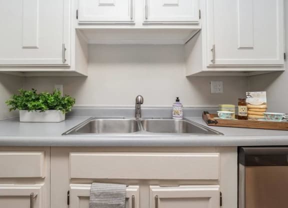Kitchen at Williamsburg South, Pennsylvania