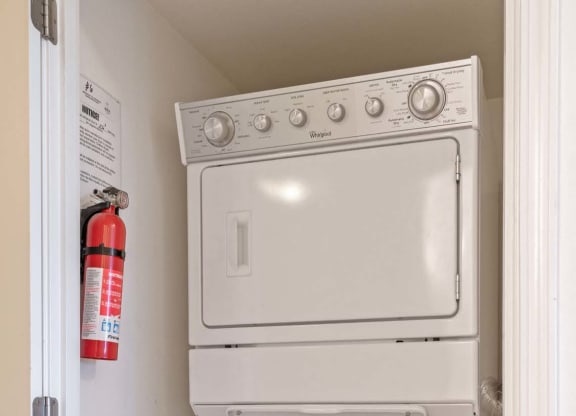 Washer and dryer at ReNew Bayshore Townhomes, Anchorage
