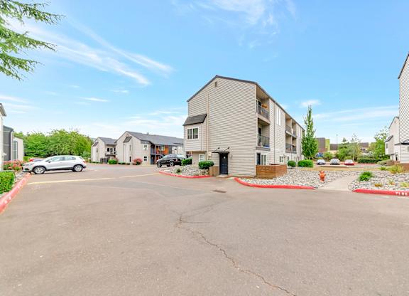 Apartment buildings with parking lots at River Lofts Apartments, Oregon