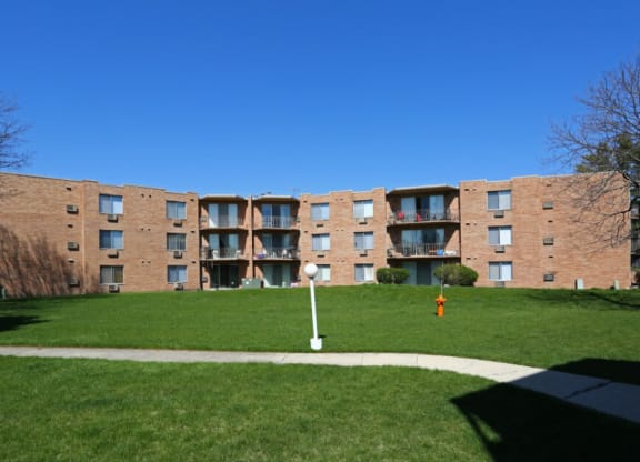 The Reserve on Washington, Illinois