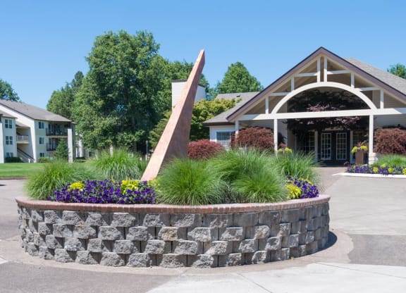 the building in which the resort is located at Sundial Apartments, Oregon, 97070