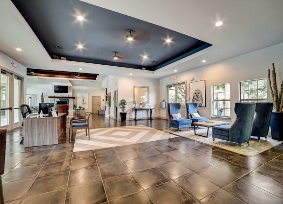 the lobby at the choices apartments in houston, tx