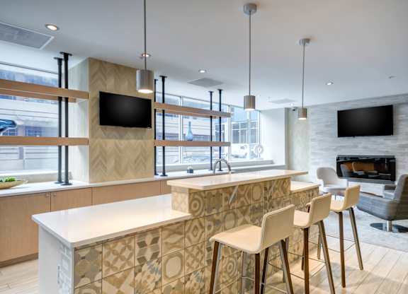 Entertainment Lounge With TV at 222 Saratoga, Maryland