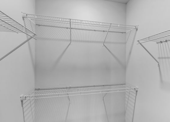 Walk In Closet at Harbor Pointe, New Jersey