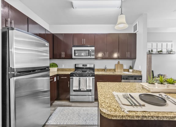 a classic unit kitchen at Harbor Pointe, New Jersey, 07002