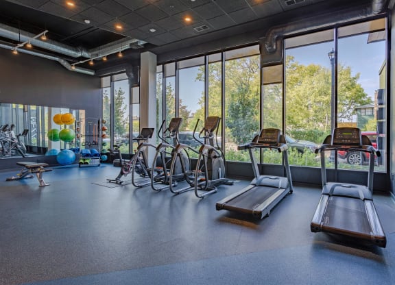 the gym at the flats at obsidian
