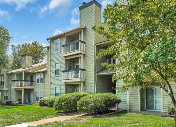 balconies at Hunters Chase Apartments, Midlothian, VA, 23112