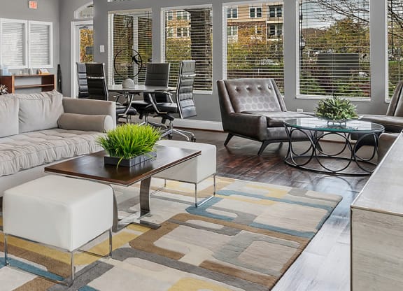 Living and Dining Area at Misty Ridge Apartments, Woodbridge