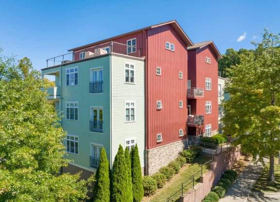 the building in which the apartment is located at Skyloft, Asheville