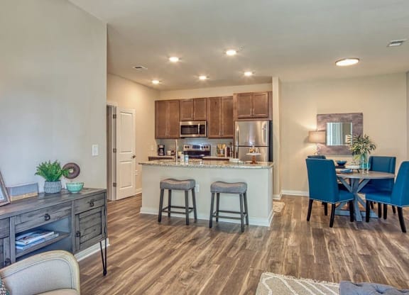 a kitchen or kitchenette at cityscape 1 sleeps 7  at Sapphire at Centerpointe, Midlothian, VA, 23114