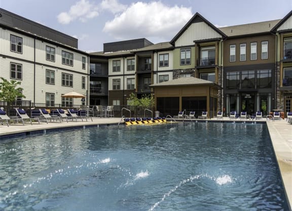 Swimming pool with sundeck at 2000 West Creek Apartments, Virginia, 23238