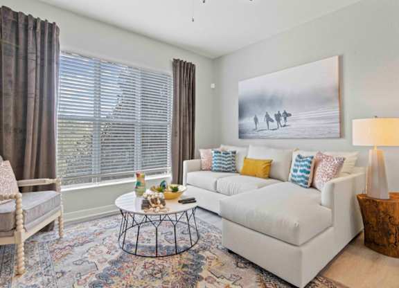 Living Area at Elan Apartments, Florida, 32547