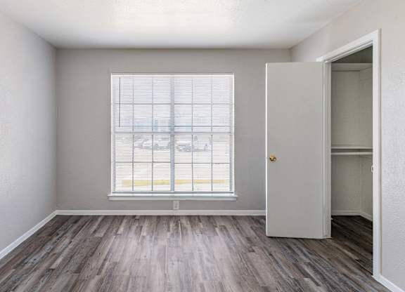 Expansive Windows Property Logo at Carisma, Dallas