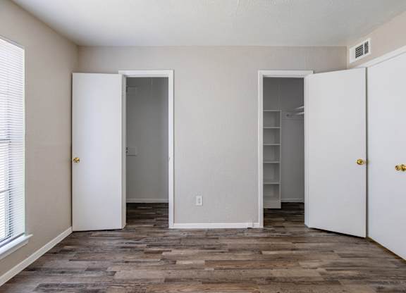 Closets In Bedroom at Carisma, Dallas, TX, Florida