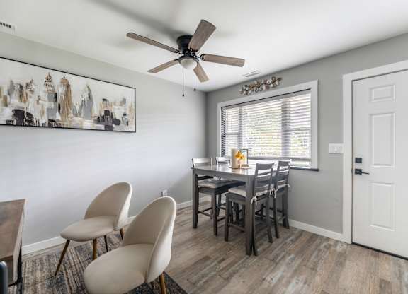 Dining Area at Lauradale, Jacksonville North Carolina