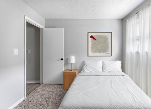 White Bedroom at Lauradale, Jacksonville, 28540
