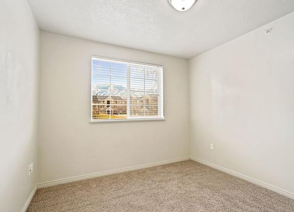 Deer Creek Village Apartments for rent in Layton, UT