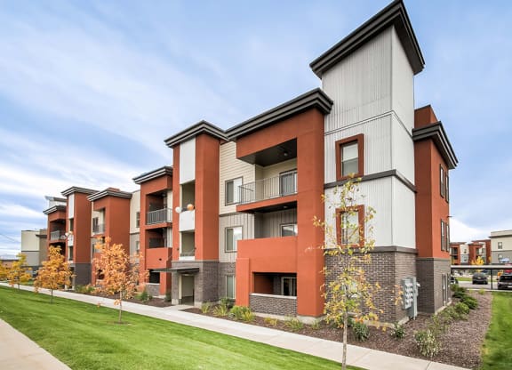 exterior view at the reserve at riverdale apartments in riverdale, nj