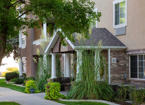 Riley Court front entrance
