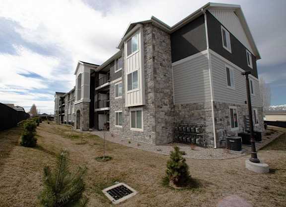Mountain Valley Meadows apartments for rent in Tooele, Utah