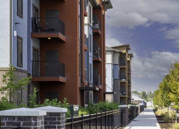 an exterior view of an apartment building