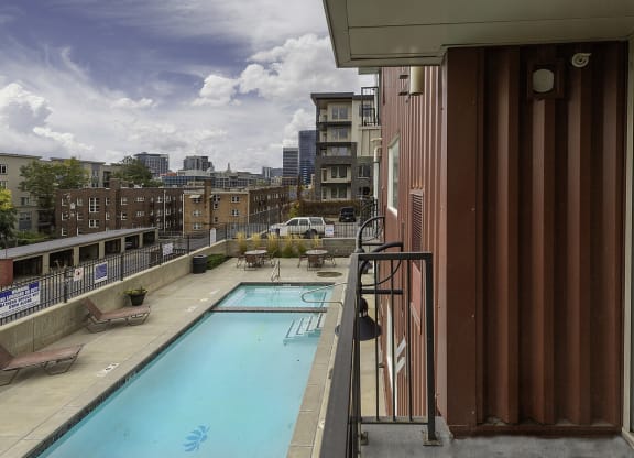 photo of the swimming pool and hot tub at The Lotus Apartments in Downtown Salt Lake City, Utah