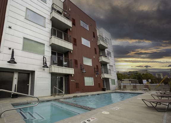 photo of the swimming pool and hot tub at The Lotus Apartments in Downtown Salt Lake City, Utah