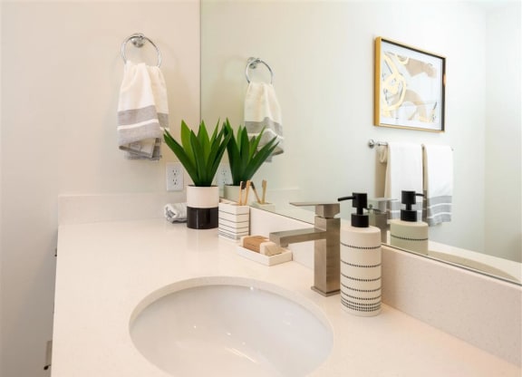 The Arlo Apartments in Syracuse, Utah with 1, 2, & 3 bedroom luxury apartments for rent