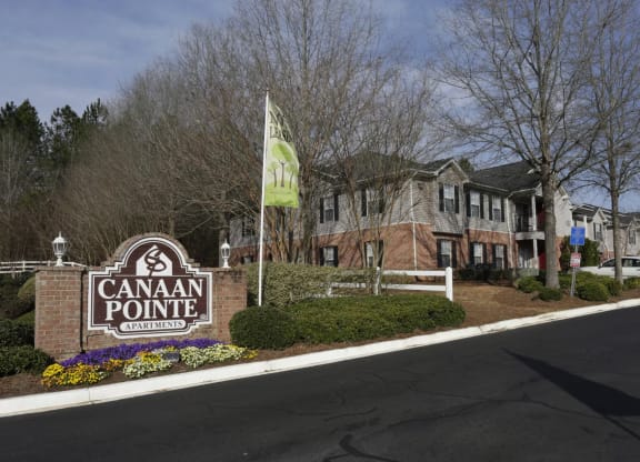 the building where the condo hotel is located at Canaan Pointe, South Carolina