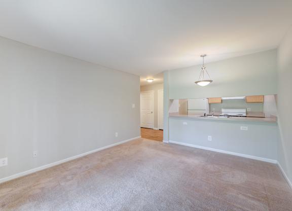 Carpeted Living Area at Carolina Springs Apartments, Carrboro, 27510